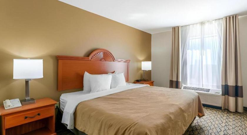 Quality Inn & Suites Джефферсон-Сити Экстерьер фото