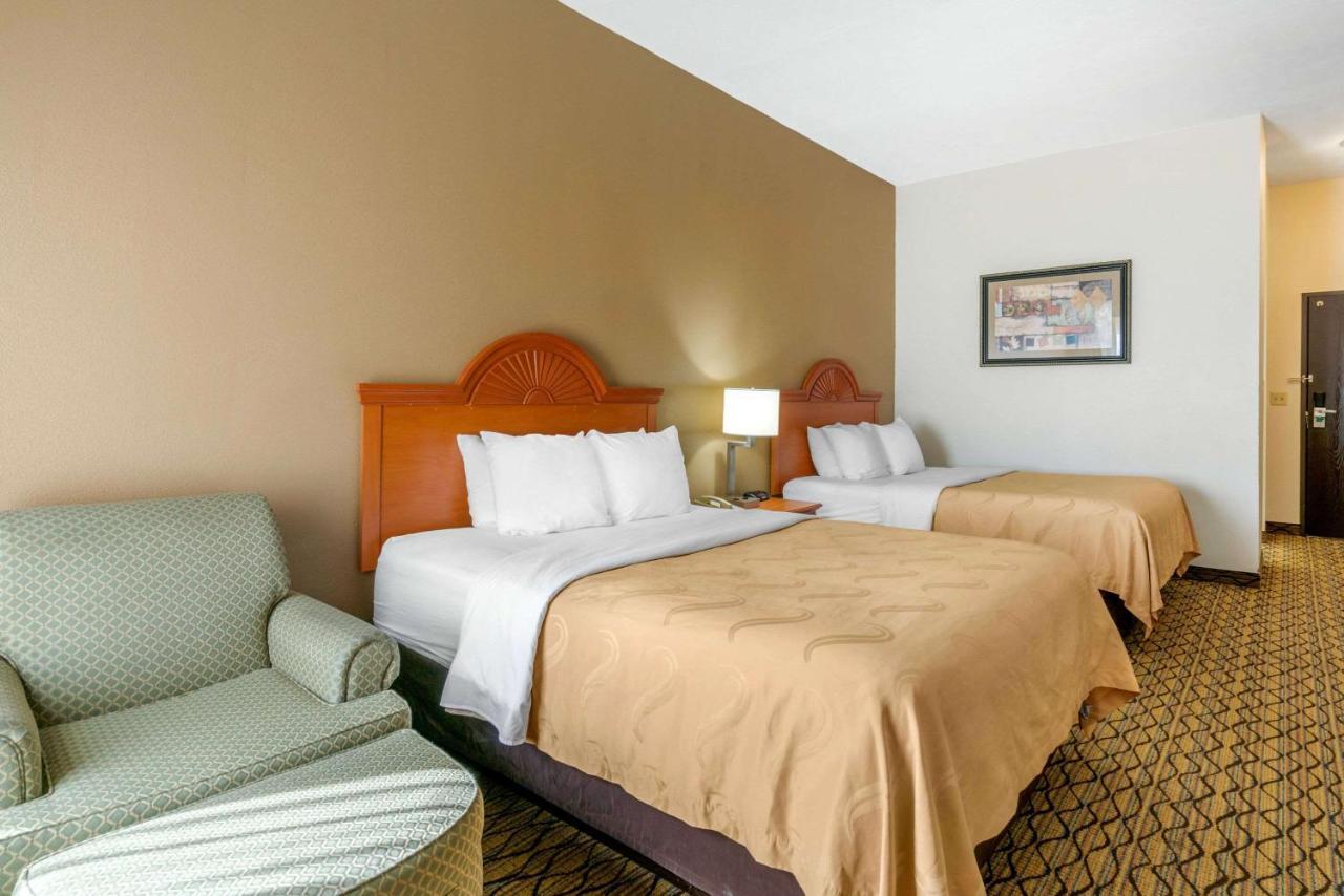 Quality Inn & Suites Джефферсон-Сити Экстерьер фото